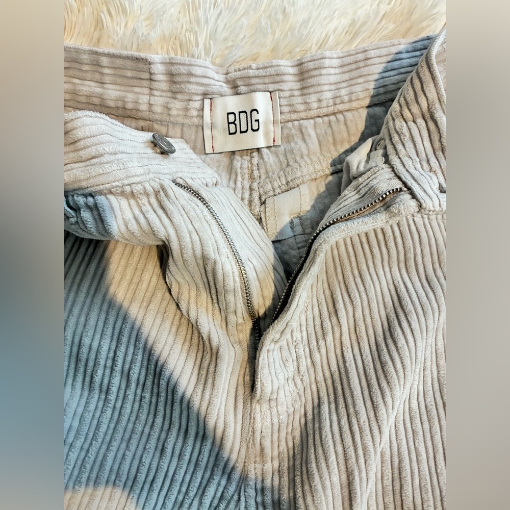 BDG Beige Corduroy Straight Leg High Rise Pants Size 29 Urban Outfitters - Picture 3 of 7